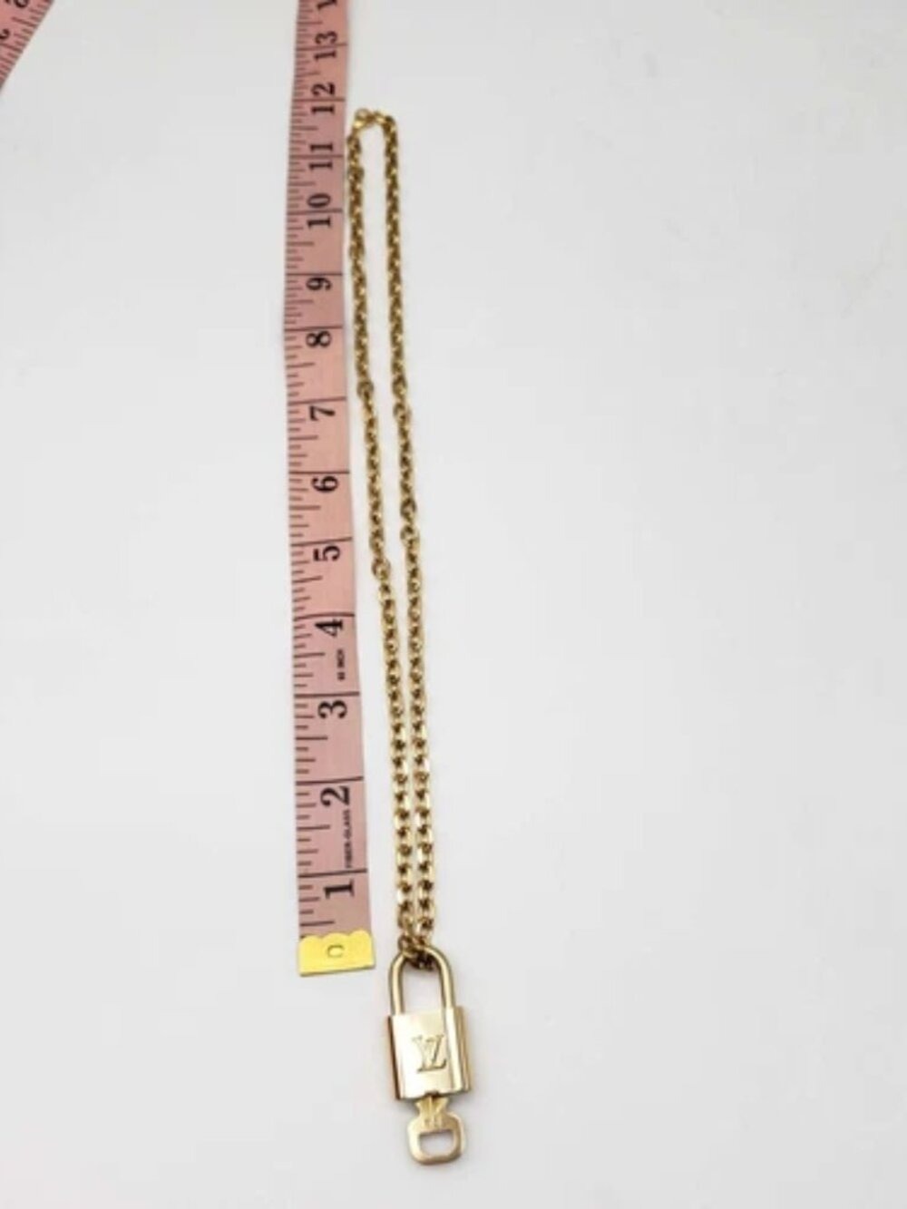 Gold-Plated Necklace with Authentic Louis Vuitton Padlock - Picture 3 of 8